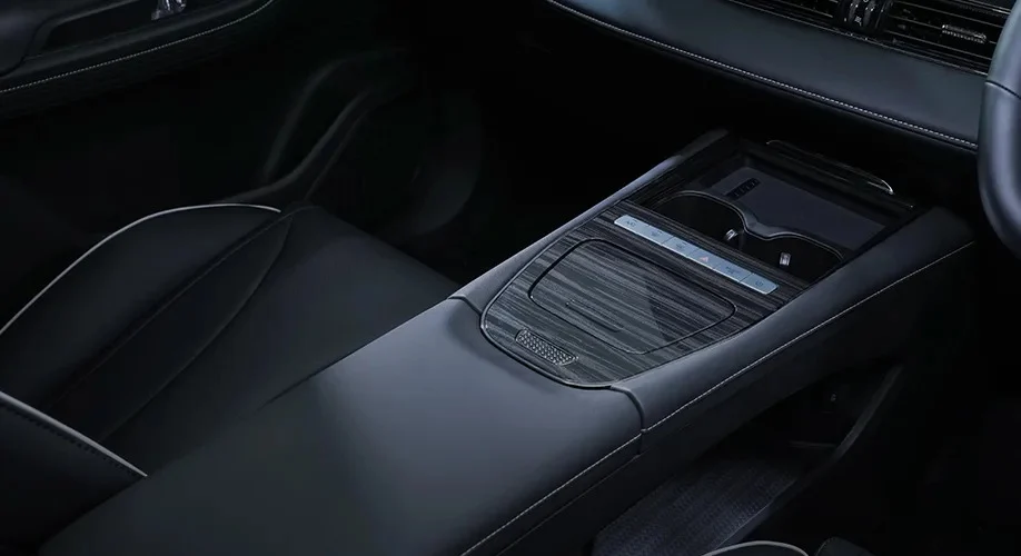 Wireless Fast Charging Chery C5 CSH
