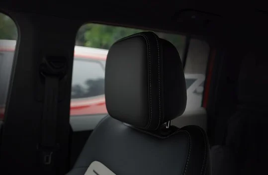 New Integrated Head Rest Pada Chery J6T
